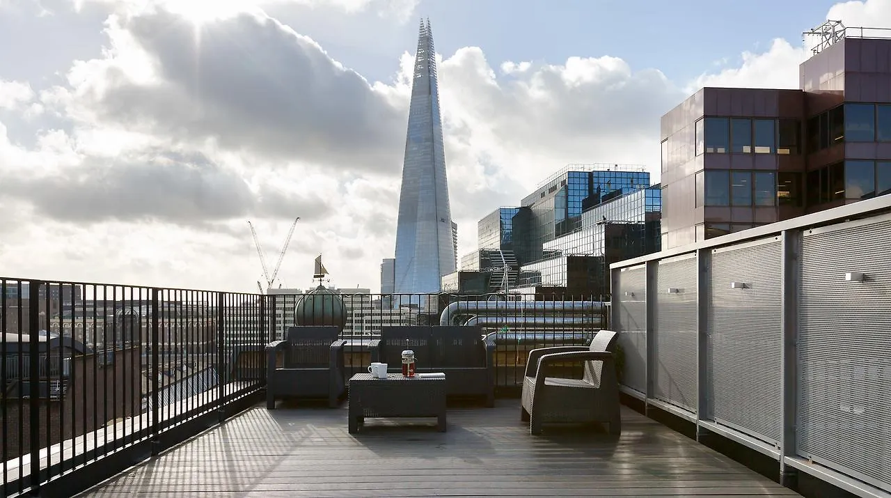 Urban Stay Lovat Lane Apartments London