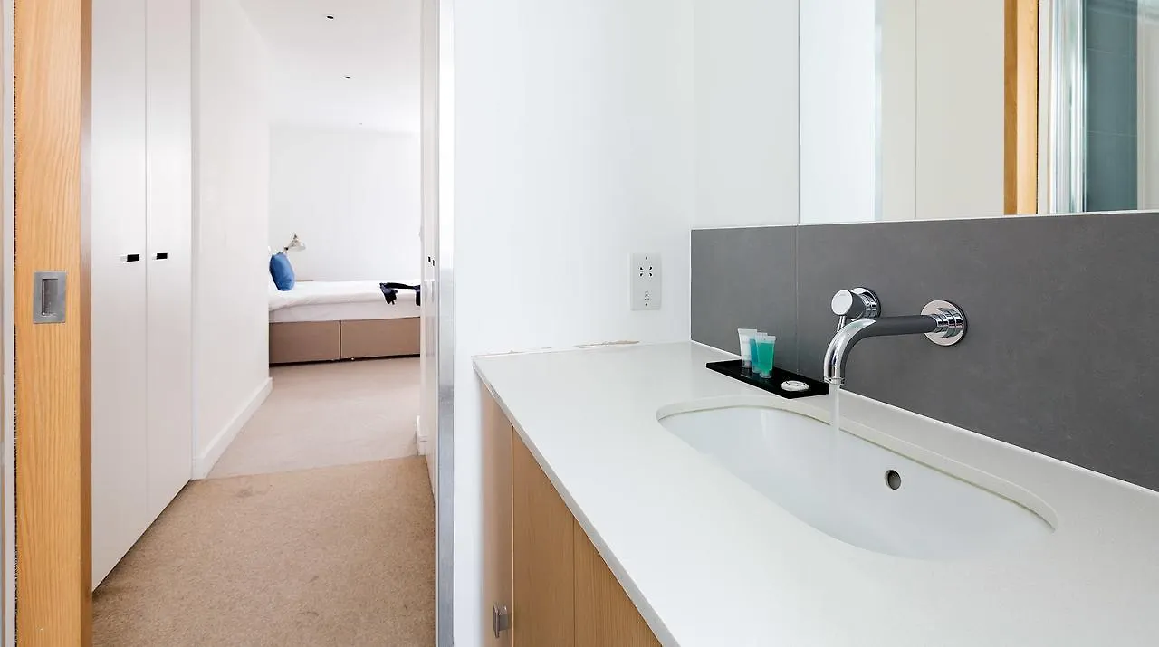 Urban Stay Lovat Lane Apartments London United Kingdom