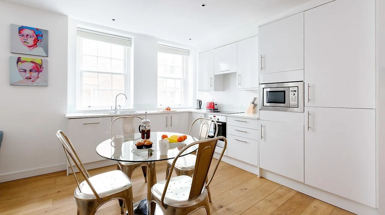 Urban Stay Lovat Lane Apartments London
