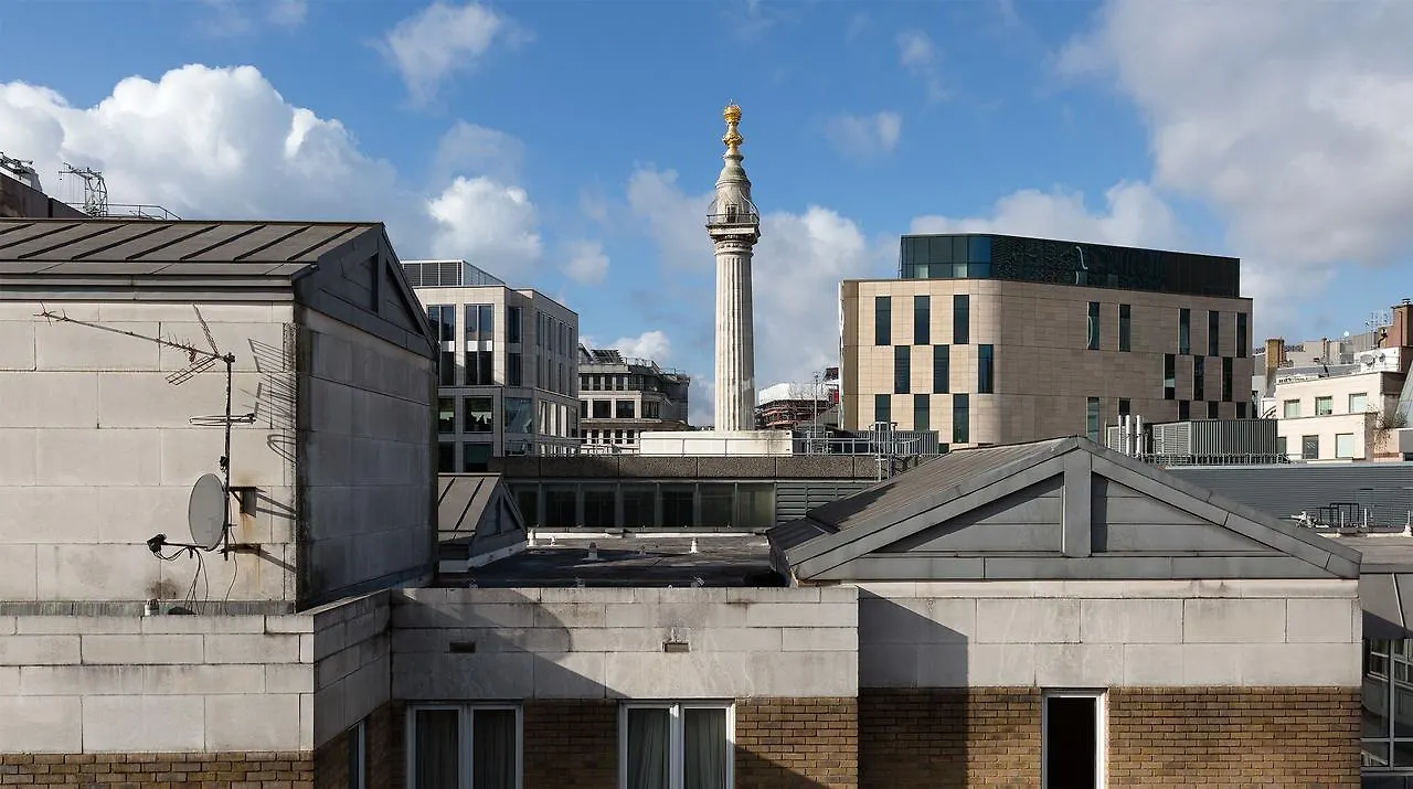Urban Stay Lovat Lane Apartments London 0*,