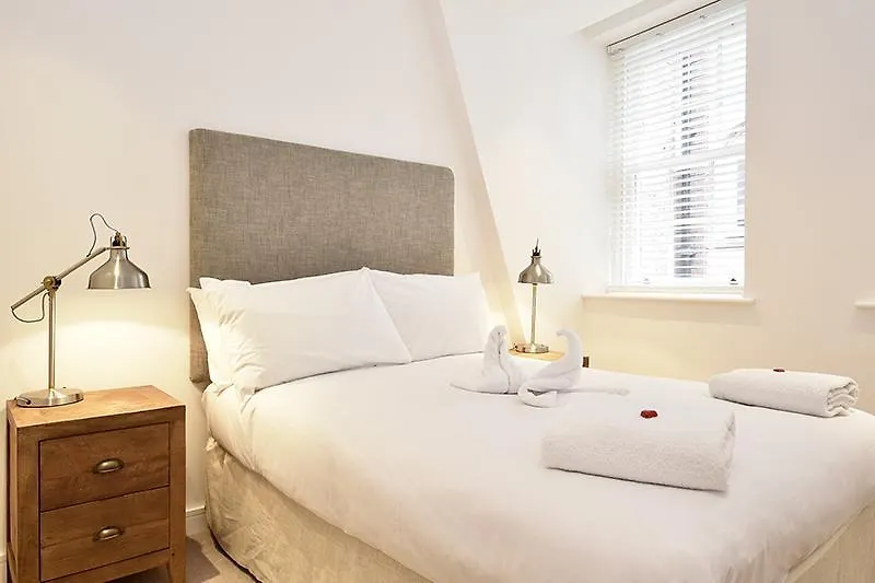 Urban Stay Lovat Lane Apartments London United Kingdom