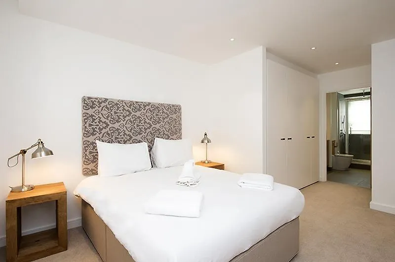 Urban Stay Lovat Lane Apartments London 0*,