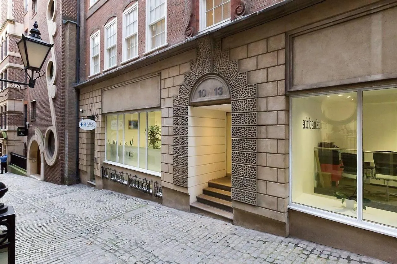 Urban Stay Lovat Lane Apartments London United Kingdom
