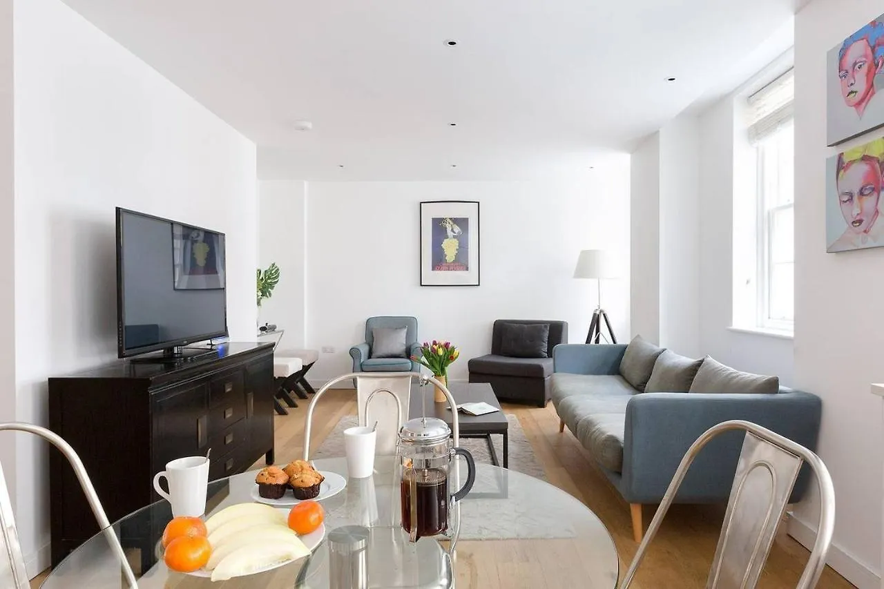 Urban Stay Lovat Lane Apartments London